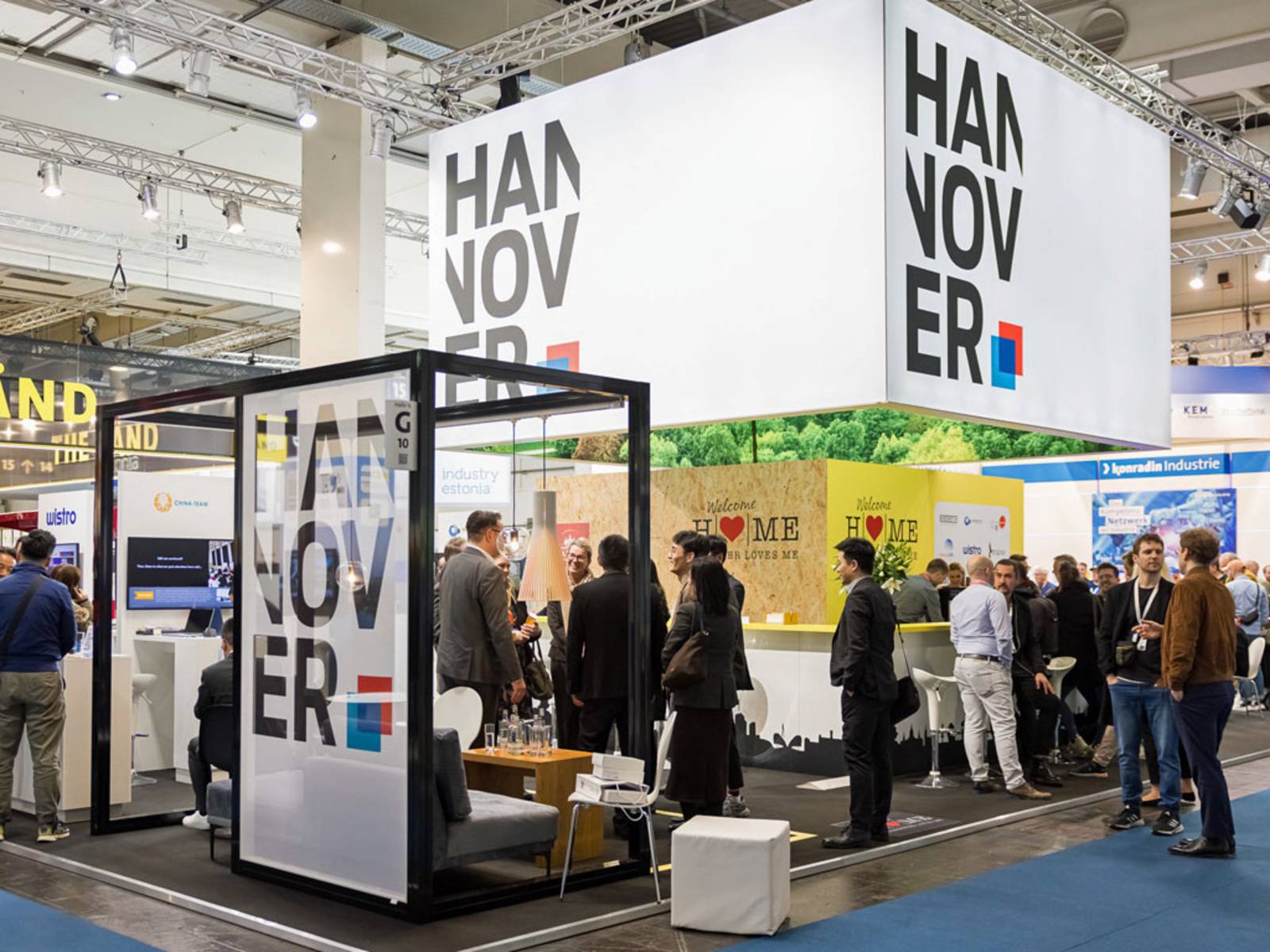 Messestand mit Hannover-Logo